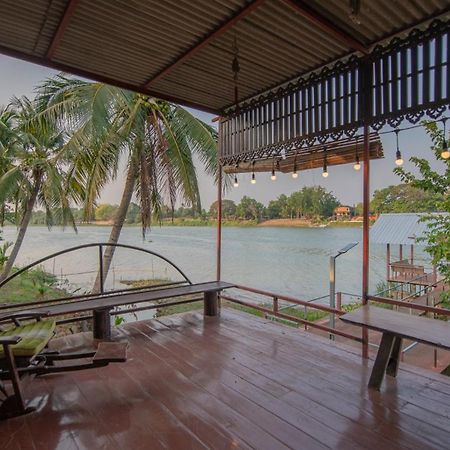 River Flow House Bangtanod Photharam Экстерьер фото