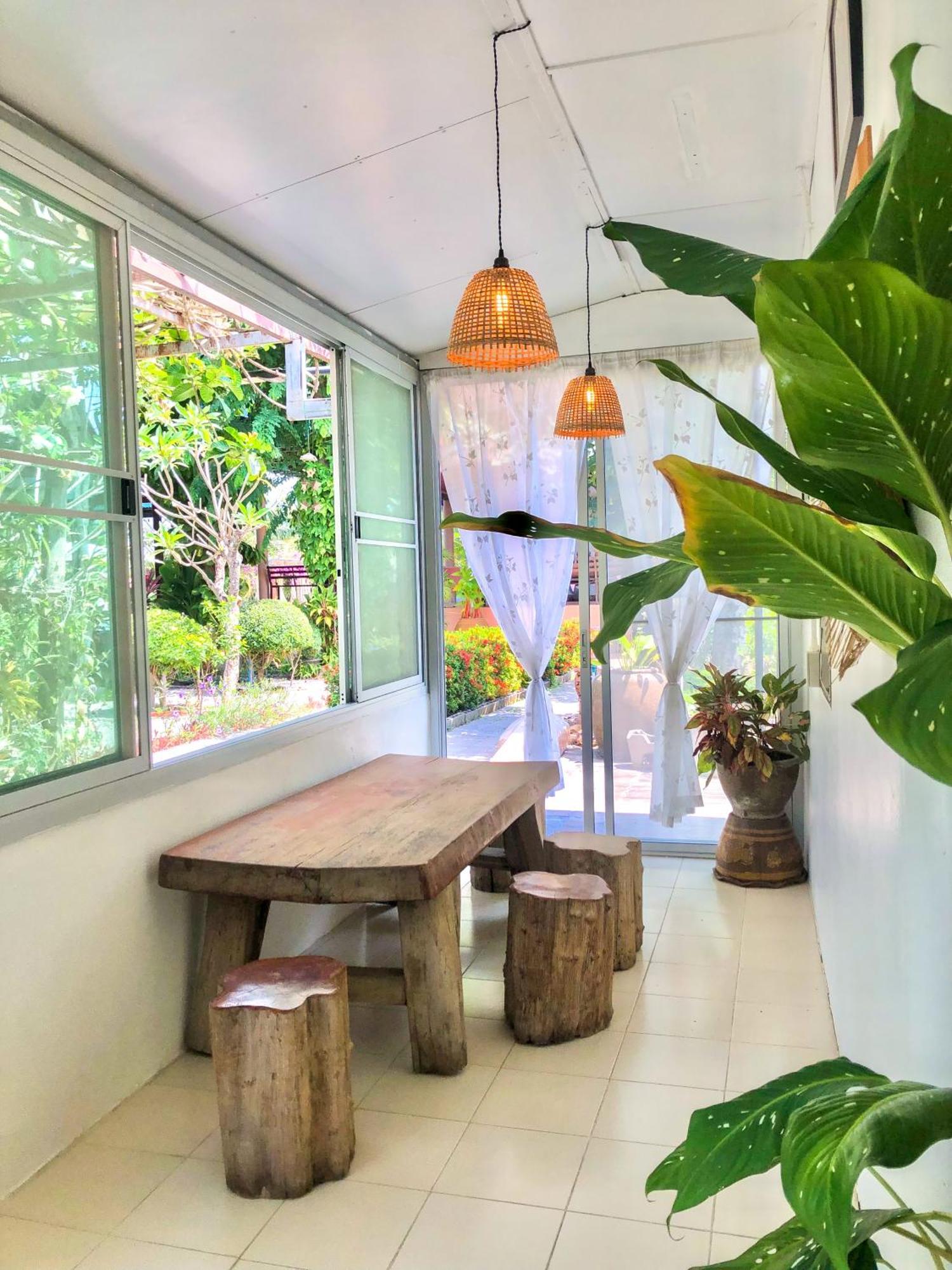 River Flow House Bangtanod Photharam Экстерьер фото