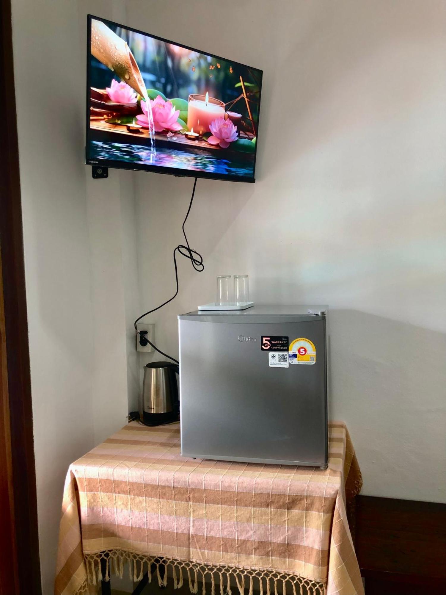 River Flow House Bangtanod Photharam Номер фото